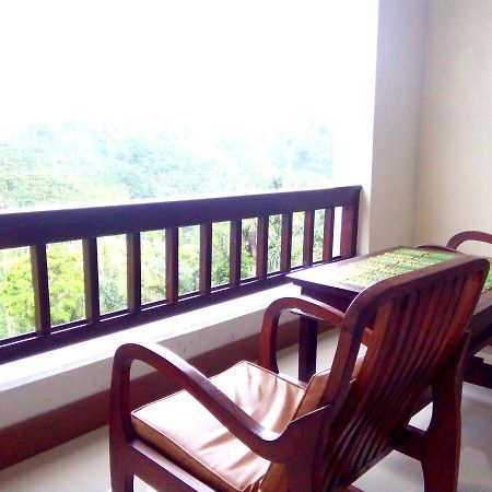 Rest Area 88 Guest House เตจากูลา ภายนอก รูปภาพ