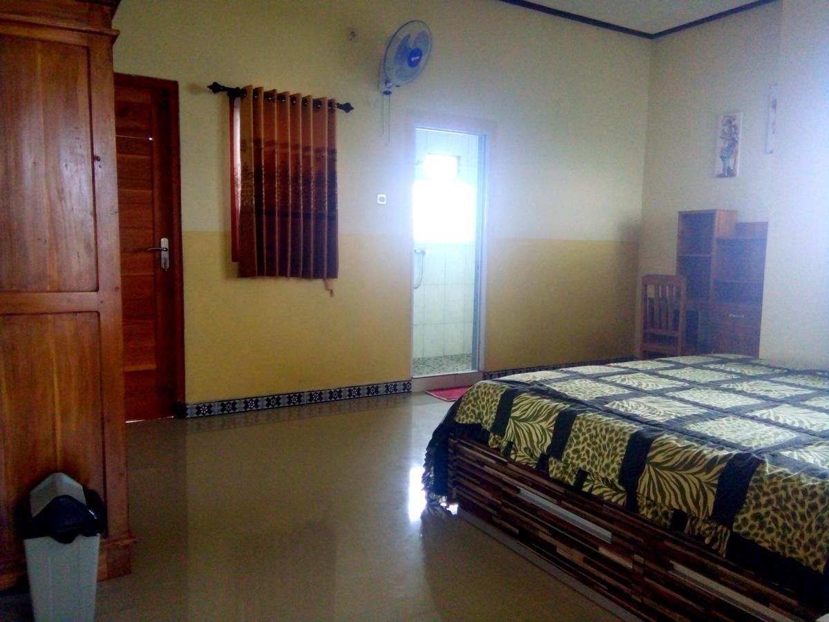 Rest Area 88 Guest House เตจากูลา ภายนอก รูปภาพ