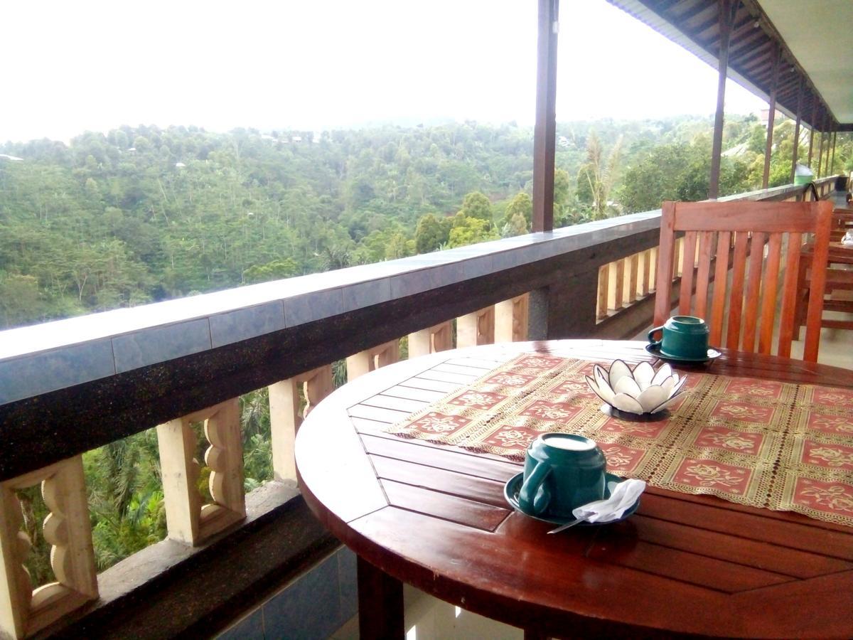 Rest Area 88 Guest House เตจากูลา ภายนอก รูปภาพ
